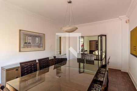 Apartamento à venda com 300m², 3 quartos e 1 vaga Apartamento à venda com 300m², 3 quartos e 1 vagaSala de Jantar