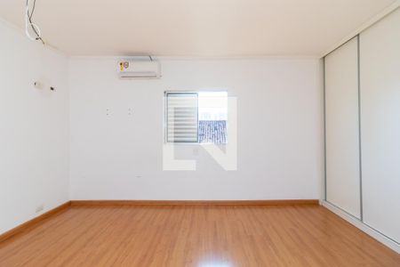 Suíte de casa à venda com 4 quartos, 190m² em Lauzane Paulista, São Paulo