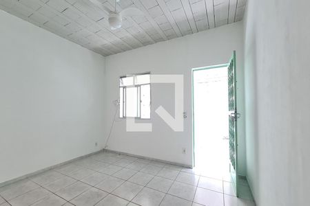 Sala de casa para alugar com 1 quarto, 56m² em Piedade, Rio de Janeiro