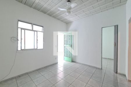 Sala de casa para alugar com 1 quarto, 56m² em Piedade, Rio de Janeiro