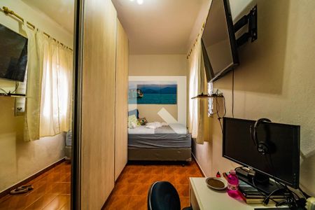 Casa à venda com 3 quartos, 250m² em Vila Santa Catarina, São Paulo