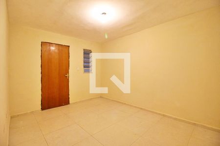 Sala de casa para alugar com 2 quartos, 90m² em Jardim Santo Alberto, Santo André