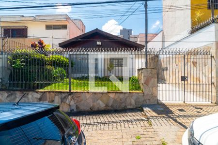 Casa para alugar com 190m², 3 quartos e 3 vagasFachada