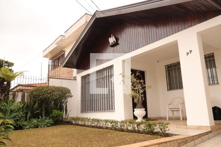fachada de casa para alugar com 3 quartos, 190m² em Vila Alexandria, São Paulo