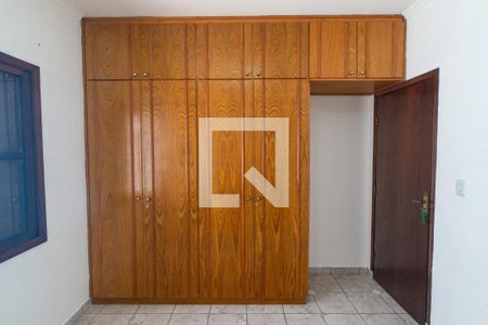 Casa para alugar com 190m², 3 quartos e 3 vagasQuarto 1 - Armários