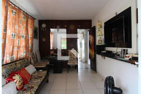 Sala de casa de condomínio para alugar com 2 quartos, 200m² em Freguesia (jacarepaguá), Rio de Janeiro