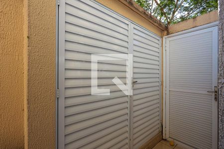 Casa de condomínio para alugar com 480m², 4 quartos e 4 vagasÁrea de Serviço