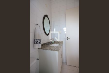 Casa de condomínio para alugar com 480m², 4 quartos e 4 vagasBanheiro do Quarto 4