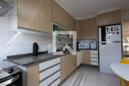 Casa de condomínio para alugar com 480m², 4 quartos e 4 vagasCozinha