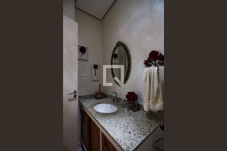 Casa de condomínio para alugar com 480m², 4 quartos e 4 vagasLavabo