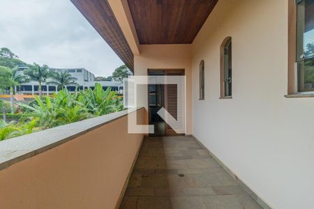Casa à venda com 740m², 7 quartos e 5 vagasVaranda da Suíte 1