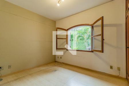 Casa à venda com 740m², 7 quartos e 5 vagasQuarto 4