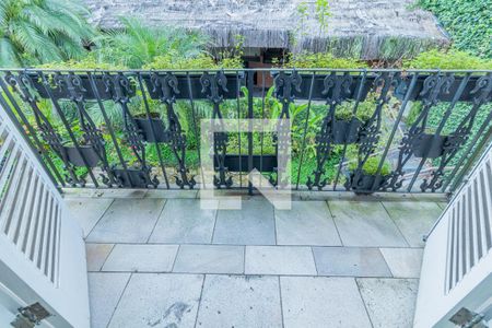 Casa à venda com 740m², 7 quartos e 5 vagasVaranda da Suíte 3