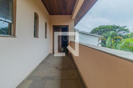 Casa à venda com 740m², 7 quartos e 5 vagasVaranda da Suíte 2