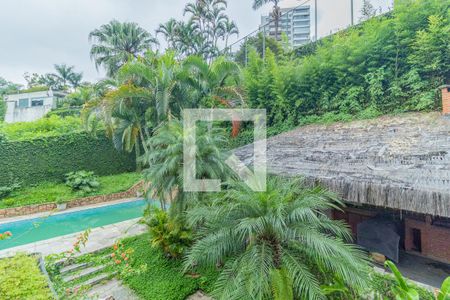 Casa à venda com 740m², 7 quartos e 5 vagasVista da Suíte 3