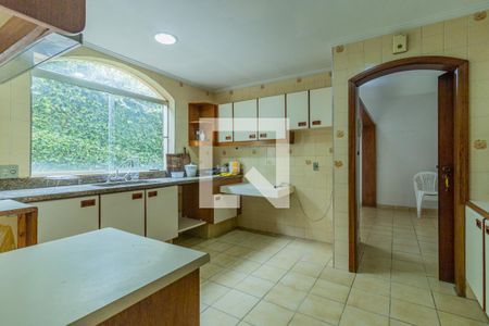 Casa à venda com 740m², 7 quartos e 5 vagasCozinha