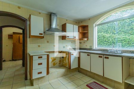 Casa à venda com 740m², 7 quartos e 5 vagasCozinha