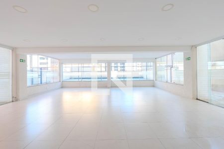 Apartamento à venda com 110m², 3 quartos e 2 vagas Apartamento à venda com 110m², 3 quartos e 2 vagasÁrea comum - Salão de festas