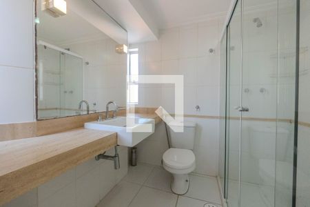 Apartamento à venda com 110m², 3 quartos e 2 vagas Apartamento à venda com 110m², 3 quartos e 2 vagasBanheiro da Suíte 1