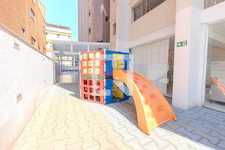Apartamento à venda com 110m², 3 quartos e 2 vagas Apartamento à venda com 110m², 3 quartos e 2 vagasÁrea comum - Playground