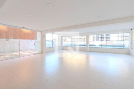 Apartamento à venda com 110m², 3 quartos e 2 vagas Apartamento à venda com 110m², 3 quartos e 2 vagasÁrea comum - Salão de festas