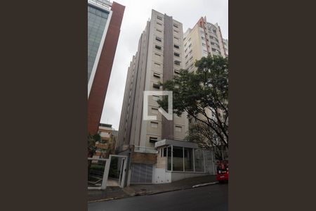 Apartamento à venda com 110m², 3 quartos e 2 vagas Apartamento à venda com 110m², 3 quartos e 2 vagasFachada