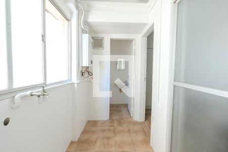 Apartamento à venda com 110m², 3 quartos e 2 vagas Apartamento à venda com 110m², 3 quartos e 2 vagasÁrea de Serviço