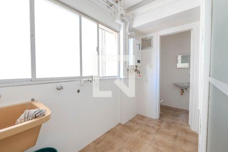 Apartamento à venda com 110m², 3 quartos e 2 vagas Apartamento à venda com 110m², 3 quartos e 2 vagasÁrea de Serviço