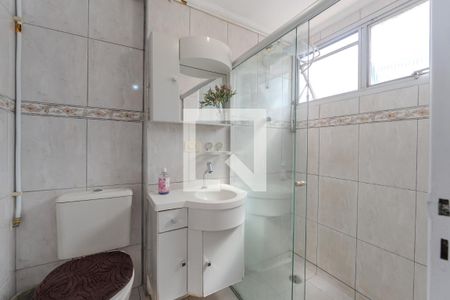 Banheiro de apartamento para alugar com 1 quarto, 28m² em Bela Vista, São Paulo
