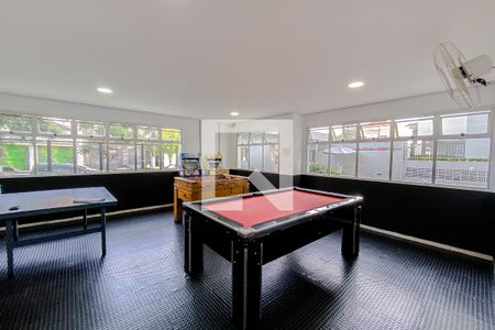 Apartamento à venda com 61m², 2 quartos e 1 vaga Apartamento à venda com 61m², 2 quartos e 1 vagaSala de Jogos