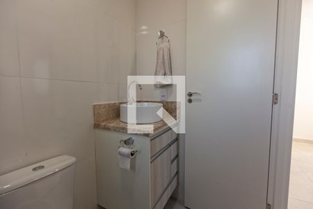 Banheiro de apartamento para alugar com 2 quartos, 41m² em Várzea da Barra Funda, São Paulo
