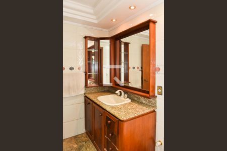 Casa à venda com 400m², 7 quartos e 5 vagas Casa à venda com 400m², 7 quartos e 5 vagasBanheiro da Suíte