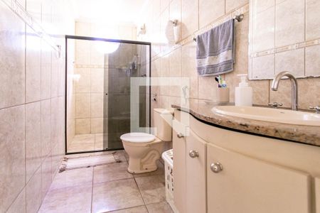 Casa à venda com 390m², 5 quartos e 5 vagas Casa à venda com 390m², 5 quartos e 5 vagasBanheiro Social