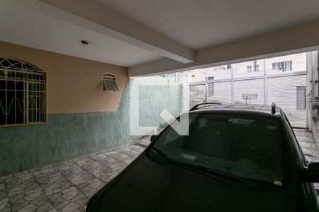 Casa à venda com 390m², 5 quartos e 5 vagas Casa à venda com 390m², 5 quartos e 5 vagasGaragem