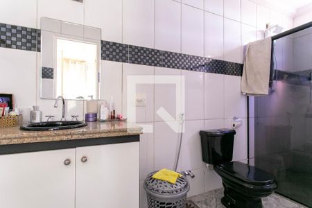 Casa à venda com 390m², 5 quartos e 5 vagas Casa à venda com 390m², 5 quartos e 5 vagasBanheiro da Suíte