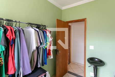 Casa à venda com 390m², 5 quartos e 5 vagas Casa à venda com 390m², 5 quartos e 5 vagasQuarto 4