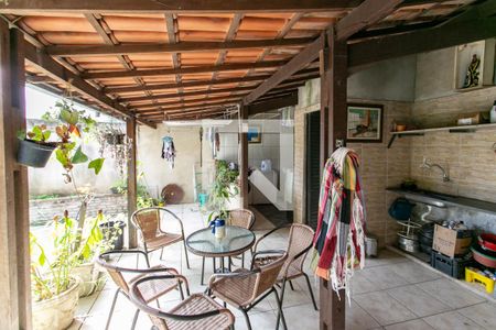 Casa à venda com 390m², 5 quartos e 5 vagas Casa à venda com 390m², 5 quartos e 5 vagasEspaço Gourmet