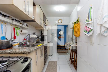 Apartamento à venda com 84m², 3 quartos e 2 vagasCozinha