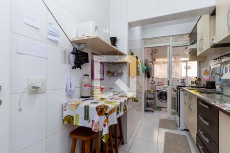 Apartamento à venda com 84m², 3 quartos e 2 vagasCozinha