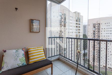 Sacada de apartamento à venda com 2 quartos, 74m² em Umuarama, Osasco