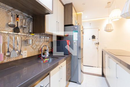 Apartamento à venda com 74m², 2 quartos e 1 vagaCozinha e Área de Serviço