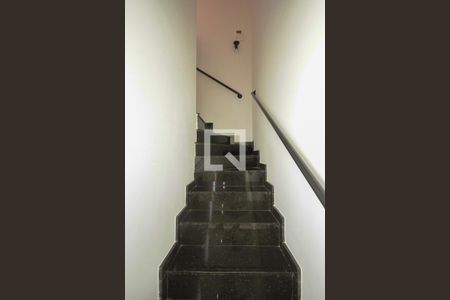 escada de casa de condomínio à venda com 2 quartos, 62m² em Vila Antonieta, São Paulo