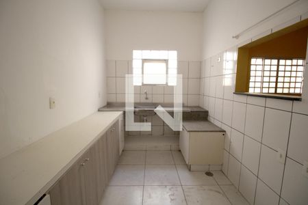 Casa para alugar com 300m², 3 quartos e sem vagaCozinha