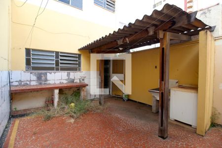 Casa para alugar com 300m², 3 quartos e sem vagaÁrea de Serviço