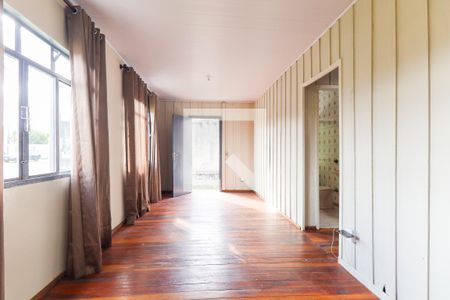 Sala de casa para alugar com 4 quartos, 120m² em Boqueirão, Curitiba