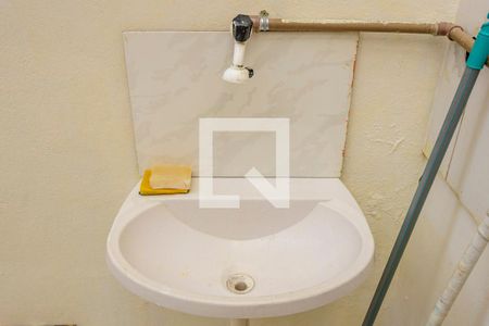 Casa à venda com 100m², 2 quartos e 1 vagaÁrea de Serviço