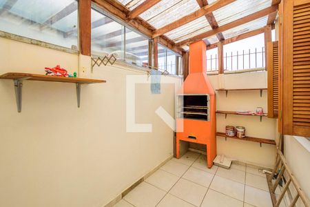 Casa à venda com 100m², 2 quartos e 1 vagaÁrea de Serviço