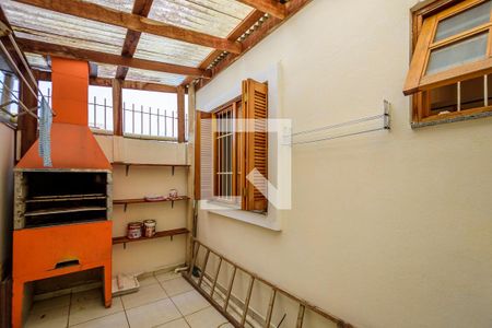 Casa à venda com 100m², 2 quartos e 1 vagaÁrea de Serviço