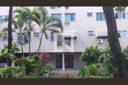 Apartamento para alugar com 85m², 1 quarto e 1 vagaFachada