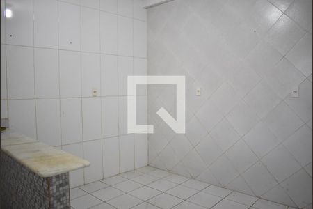Sala de apartamento para alugar com 1 quarto, 10m² em Guaratiba, Rio de Janeiro